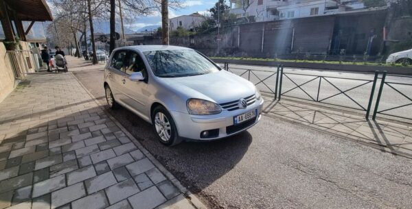 Volkswagen Golf 5 - Image 2