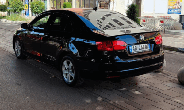Volkswagen Jetta - Image 3